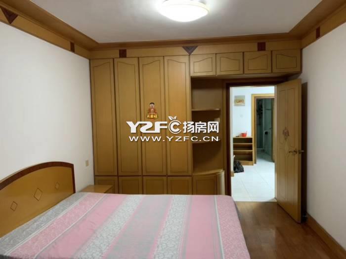 万马冰河城对面98年新房东花园72平两居