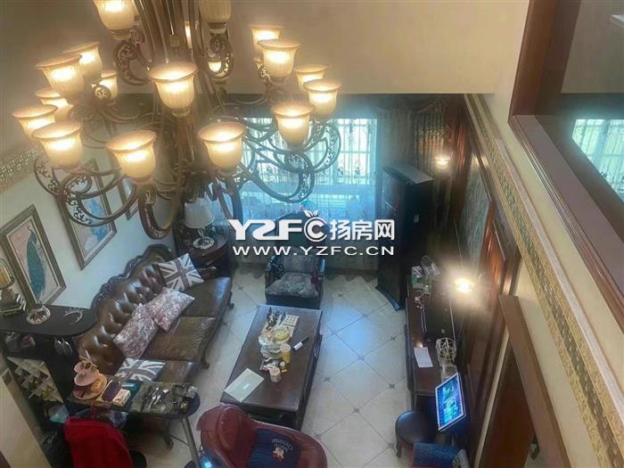 蓝山庄园顶复中英式豪装70万全屋地暧 全室KTV音响分控 